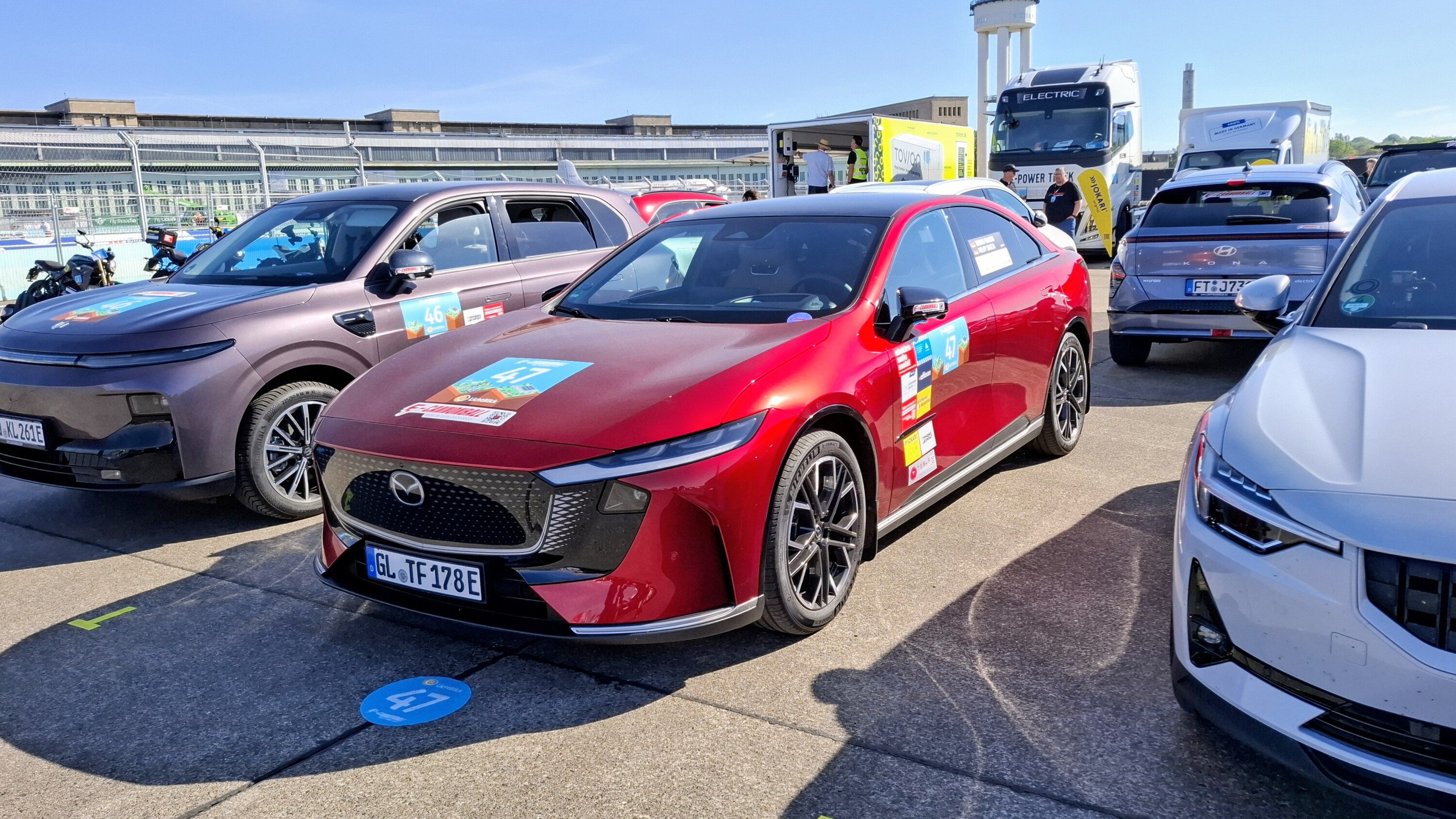 Parc Ferme auf dem Tempelhofer Feld bei der Formel e